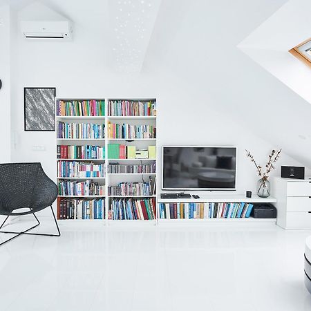 Unique Design Loft In Middle Of Centre Of Old Town With Netflix Lejlighed Kraków Eksteriør billede