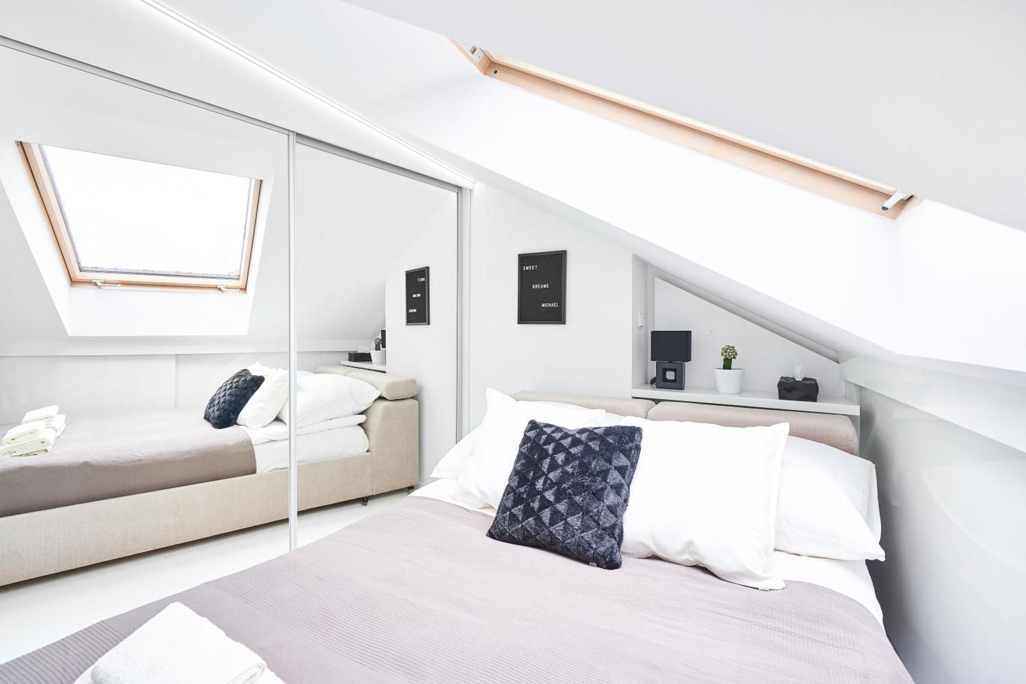 Unique Design Loft In Middle Of Centre Of Old Town With Netflix Lejlighed Kraków Eksteriør billede